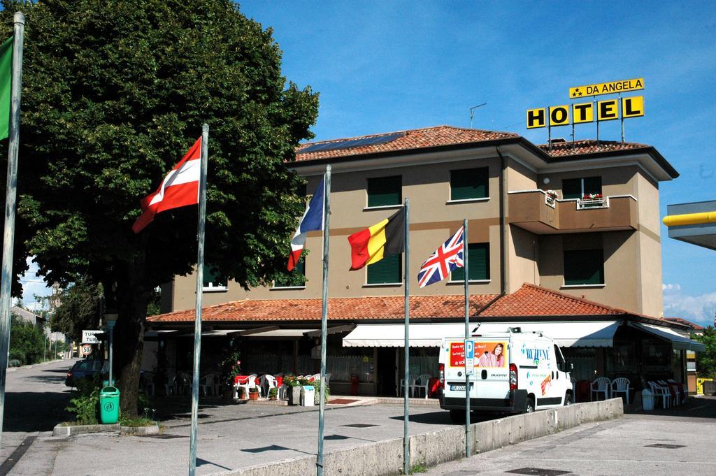 Hotel Da Angela Sedegliano Exteriör bild