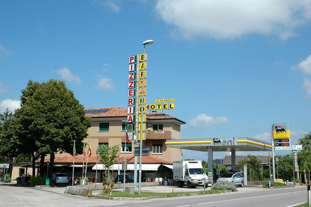 Hotel Da Angela Sedegliano Exteriör bild